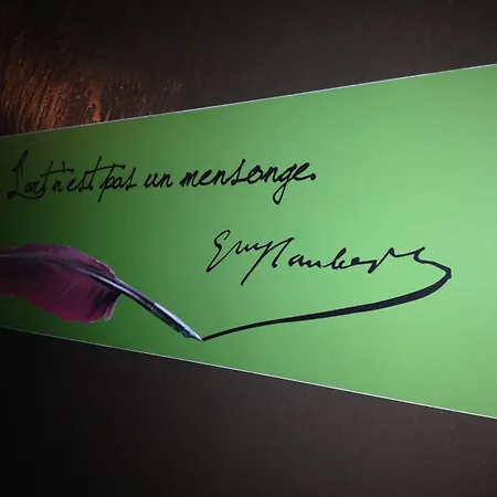 Elysées Flaubert 3*