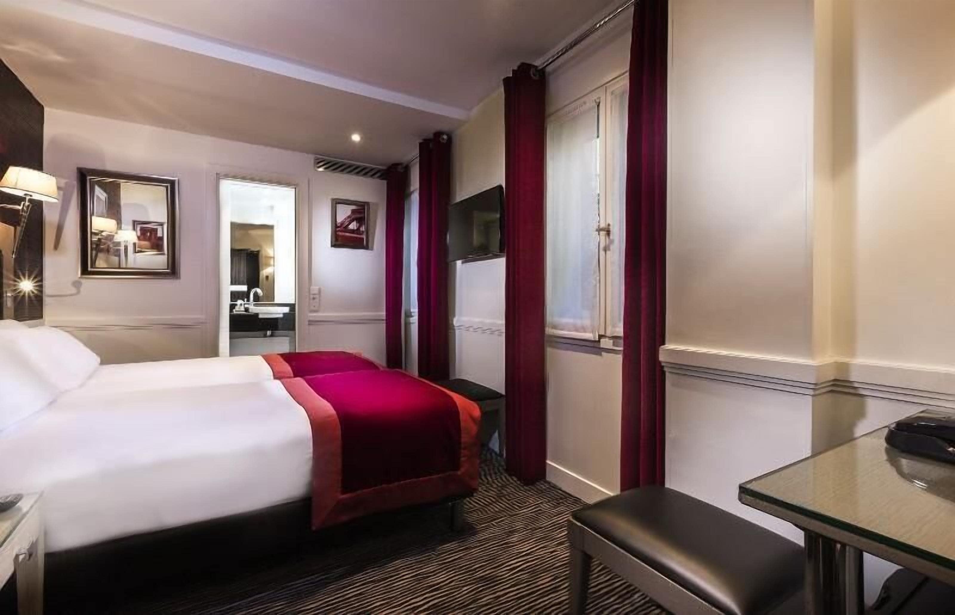 Elysées Flaubert Hotel 3*