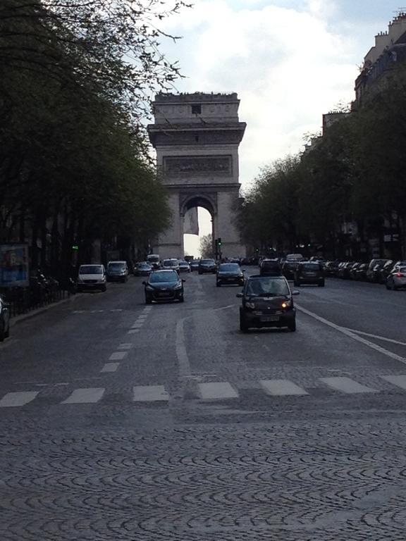 Elysées Flaubert Parigi