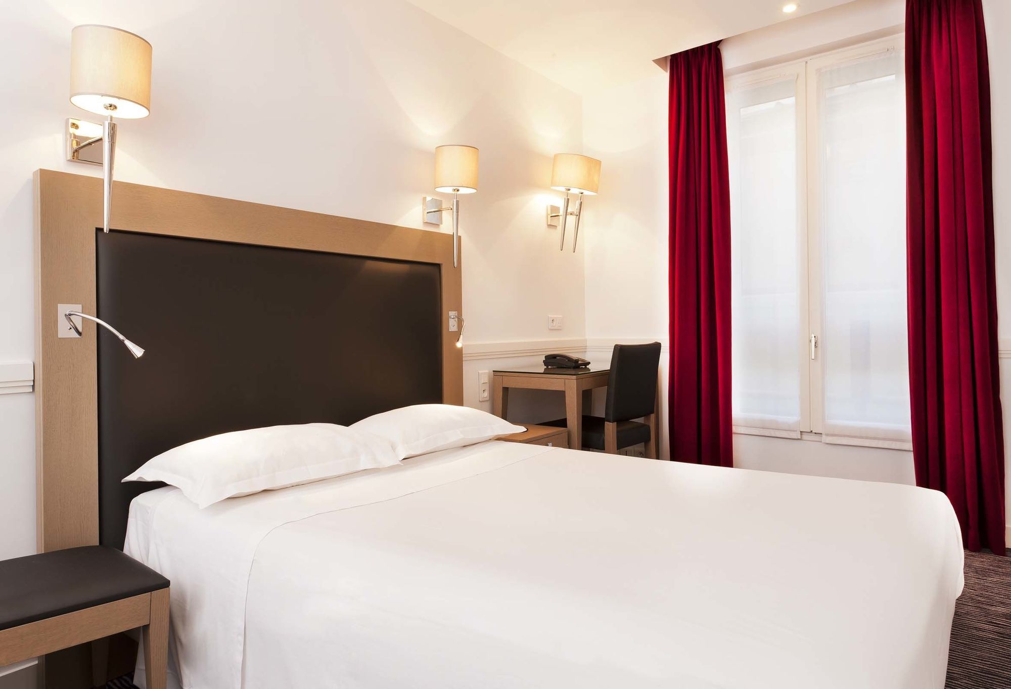 Elysées Flaubert Hotel 3*
